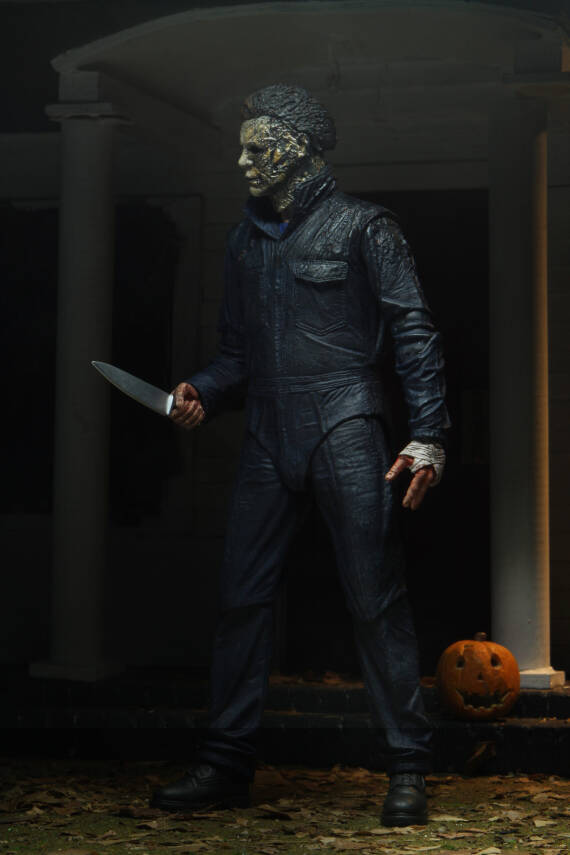  Halloween Kills Ultimate Michael Myers Action Figure - 4