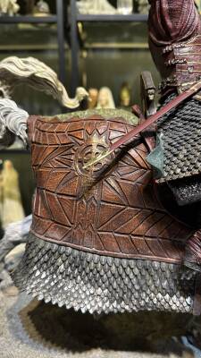 King Theoden on Snowmane - 6