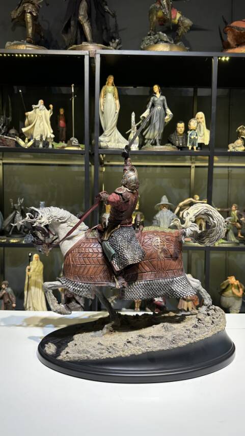 King Theoden on Snowmane - 7