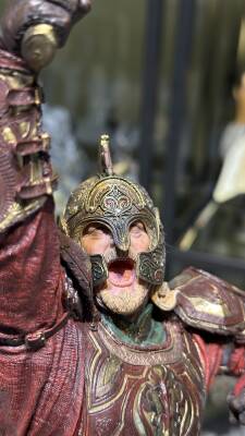 King Theoden on Snowmane - 12