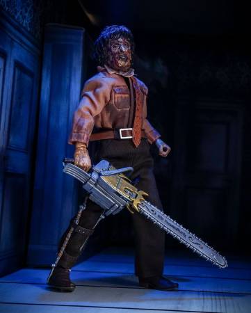 Leatherface (Texas Chainsaw Massacre Part 3) Ultimate Clothed Figure - 0